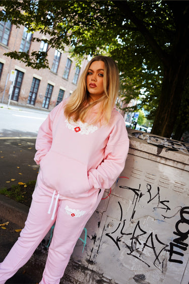 Shoot For The Moon
 - Tracksuit Pink